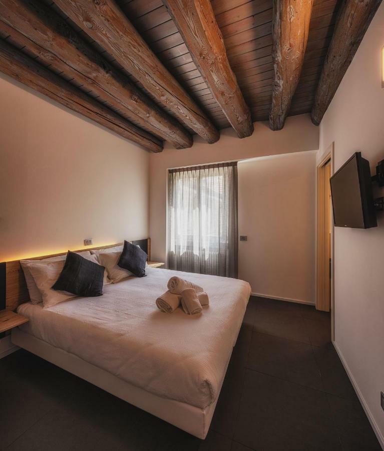 Le Palme Rooms & Breakfast Trient Exterior foto